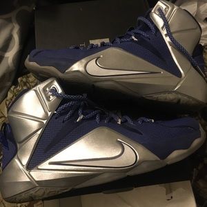 Lebron 12 What if’s Dallas Cowboys color way